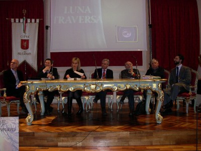 Luna traversa a Recanati Aula magna del Comune di Recanati